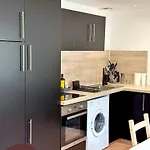 Joli T3 Renove, Au Coeur De Ales, Pour 6pers Appartement