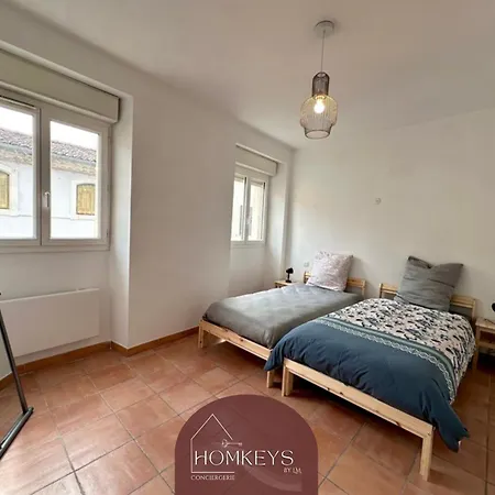 Joli T3 Renove, Au Coeur De Ales, Pour 6pers Appartement Alès