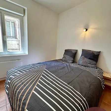Joli T3 Renove, Au Coeur De Ales, Pour 6pers Appartement *