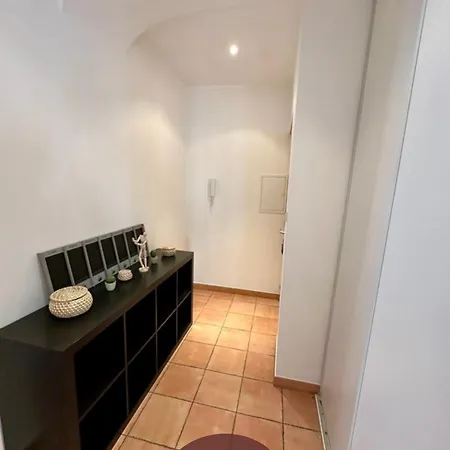 Apartamento Joli T3 Rénové, Au Coeur De Alès, Pour 6pers *
